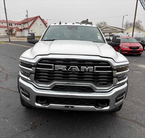 2026 RAM Ram 5500 Chassis Cab RAM 5500 TRADESMAN CHASSIS CREW CAB 4X4 84 CA