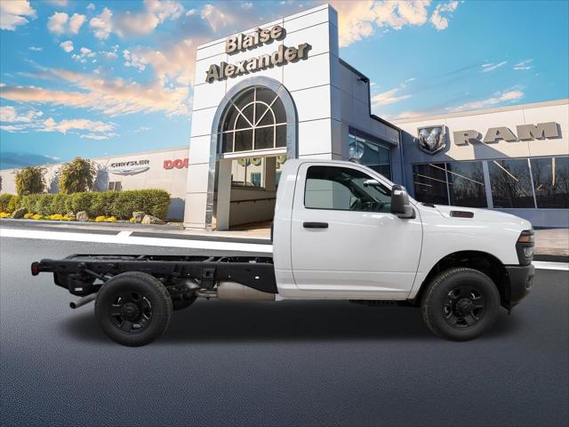 2026 RAM Ram 3500 Chassis Cab RAM 3500 TRADESMAN CHASSIS REGULAR CAB 4X4 60 CA