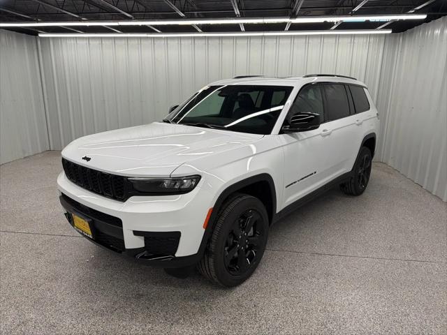 2025 Jeep Grand Cherokee GRAND CHEROKEE L ALTITUDE X 4X4