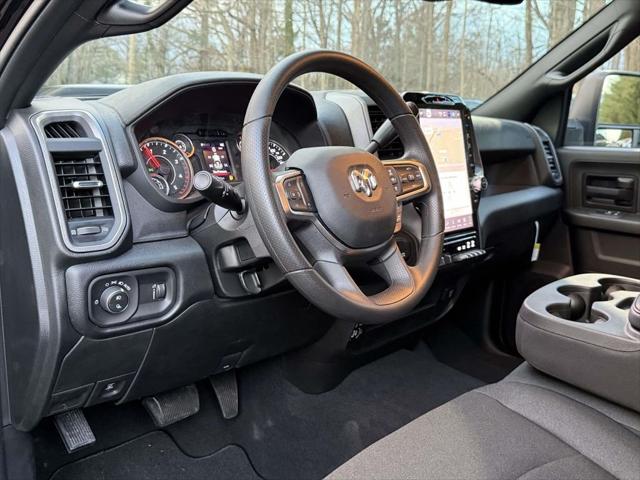 2026 RAM Ram 2500 RAM 2500 BLACK EXPRESS CREW CAB 4X4 64 BOX