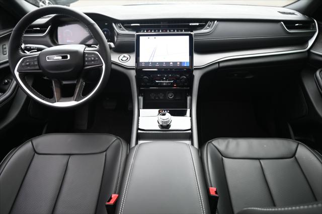 2025 Jeep Grand Cherokee GRAND CHEROKEE LIMITED 4X2