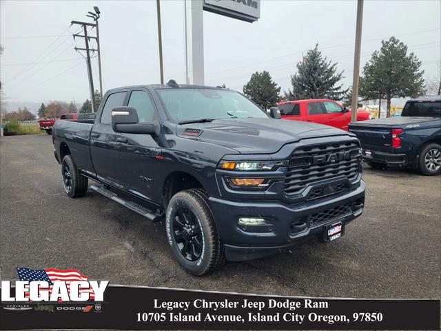 2026 RAM Ram 3500 RAM 3500 BIG HORN CREW CAB 4X4 8 BOX