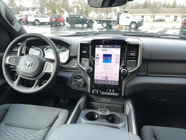 2026 Ram 1500 Big Horn Crew Cab 4x4 57 Box
