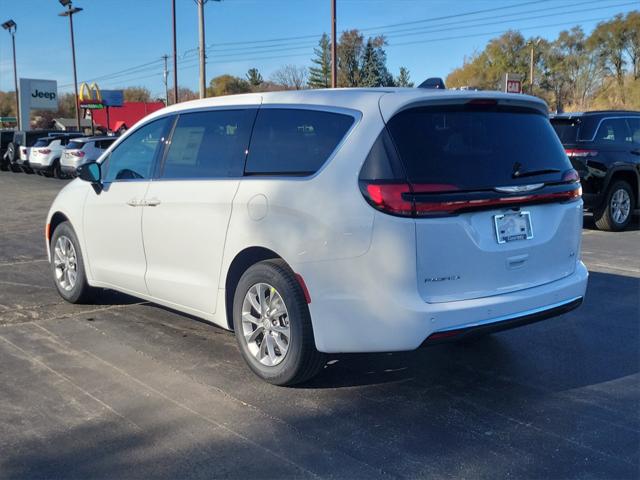 2026 Chrysler Pacifica PACIFICA SELECT AWD 2026 Chrysler Pacifica PACIFICA SELECT AWD