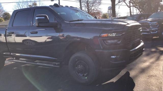 2026 RAM Ram 2500 RAM 2500 TRADESMAN CREW CAB 4X4 64 BOX
