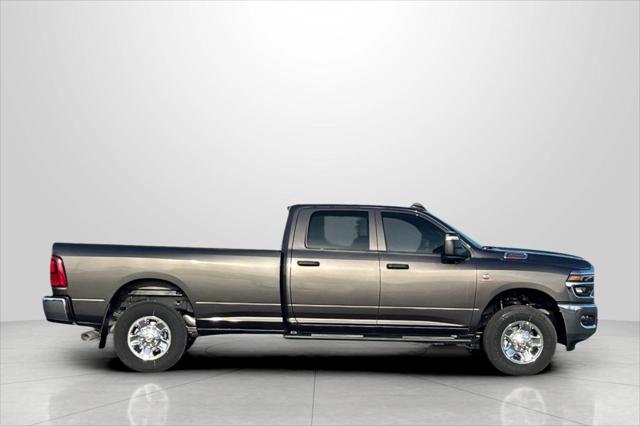 2026 RAM Ram 3500 RAM 3500 TRADESMAN CREW CAB 4X4 8 BOX