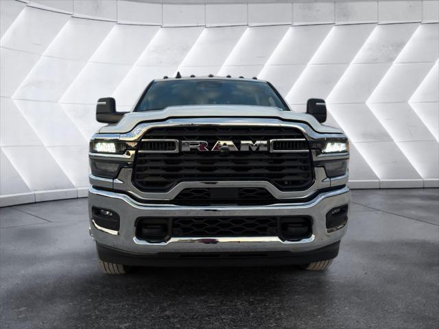 2026 RAM Ram 3500 RAM 3500 TRADESMAN CREW CAB 4X4 8 BOX