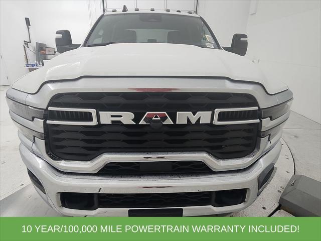2026 RAM Ram 3500 Chassis Cab RAM 3500 TRADESMAN CREW CAB CHASSIS 4X4 60 CA 2026 RAM Ram 3500 Chassis Cab RAM 3500 TRADESMAN CREW CAB CHASSIS 4X4 60 CA