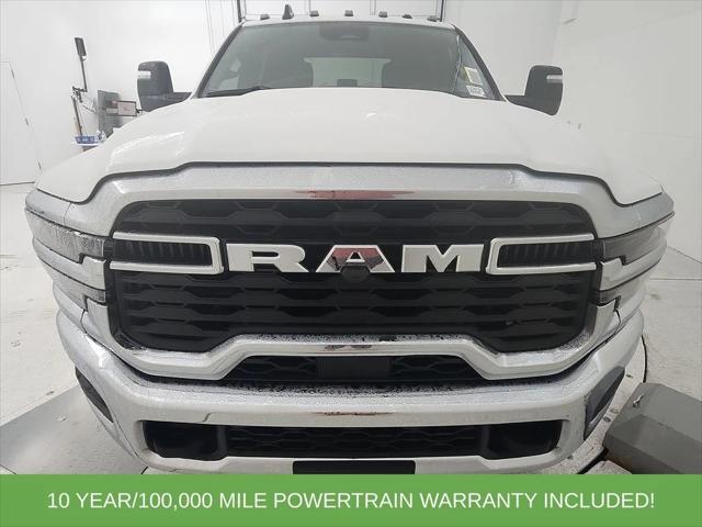 2026 RAM Ram 3500 Chassis Cab RAM 3500 TRADESMAN CREW CAB CHASSIS 4X4 60 CA