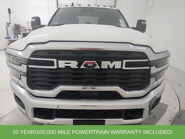 2026 RAM Ram 3500 Chassis Cab RAM 3500 TRADESMAN CREW CAB CHASSIS 4X4 60 CA 2026 RAM Ram 3500 Chassis Cab RAM 3500 TRADESMAN CREW CAB CHASSIS 4X4 60 CA