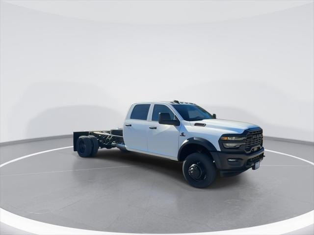 2026 RAM Ram 5500 Chassis Cab RAM 5500 TRADESMAN CHASSIS CREW CAB 4X4 84 CA 2026 RAM Ram 5500 Chassis Cab RAM 5500 TRADESMAN CHASSIS CREW CAB 4X4 84 CA