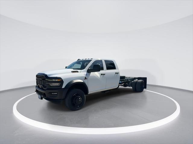 2026 RAM Ram 5500 Chassis Cab RAM 5500 TRADESMAN CHASSIS CREW CAB 4X4 84 CA