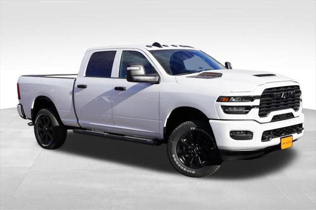 2026 RAM Ram 2500 RAM 2500 BLACK EXPRESS CREW CAB 4X4 64 BOX 2026 RAM Ram 2500 RAM 2500 BLACK EXPRESS CREW CAB 4X4 64 BOX