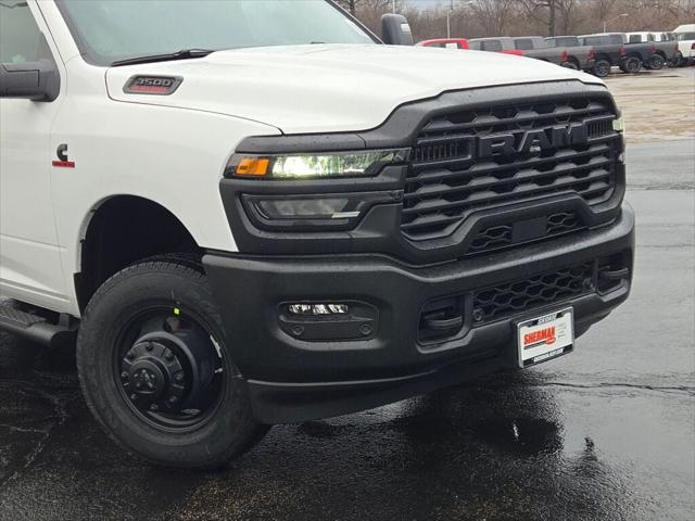 2026 RAM Ram 3500 RAM 3500 TRADESMAN CREW CAB 4X4 8 BOX