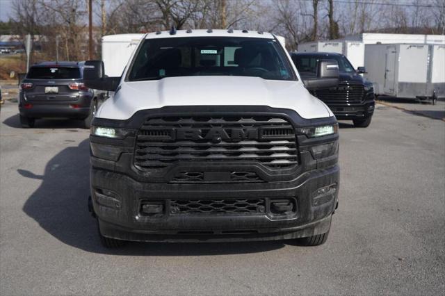 2026 RAM Ram 3500 RAM 3500 TRADESMAN CREW CAB 4X4 8 BOX