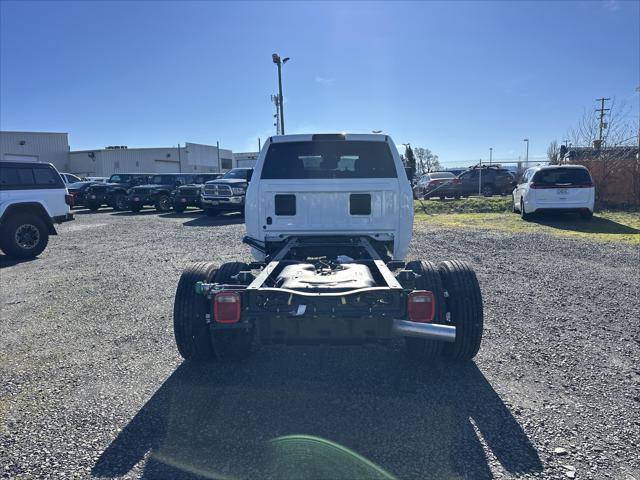 2026 RAM Ram 3500 Chassis Cab RAM 3500 TRADESMAN CREW CAB CHASSIS 4X4 60 CA