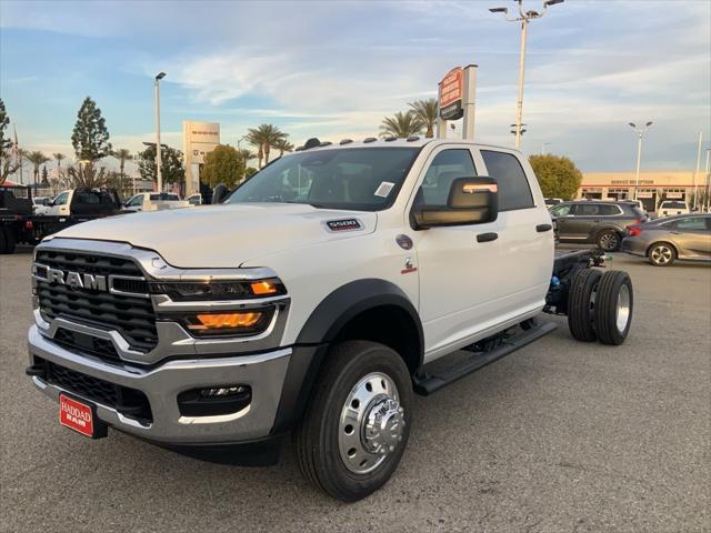 2026 RAM Ram 5500 Chassis Cab RAM 5500 TRADESMAN CHASSIS CREW CAB 4X2 60 CA