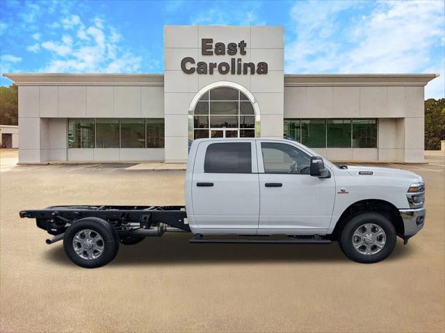 2026 RAM Ram 3500 Chassis Cab RAM 3500 TRADESMAN CREW CAB CHASSIS 4X2 60 CA