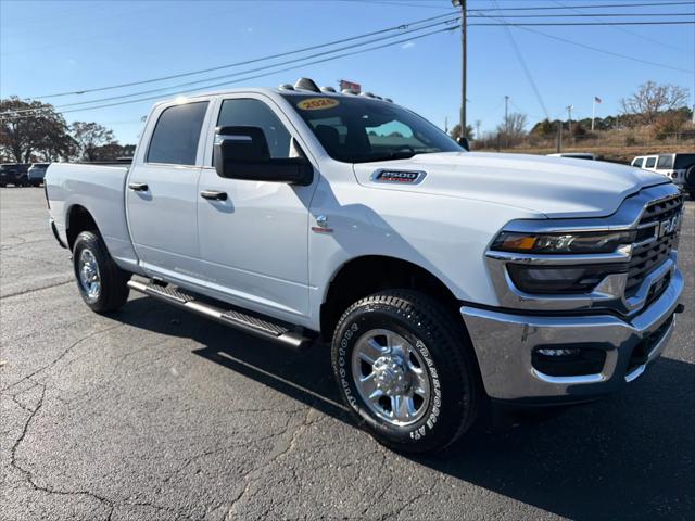 2026 RAM Ram 2500 RAM 2500 TRADESMAN CREW CAB 4X4 64 BOX