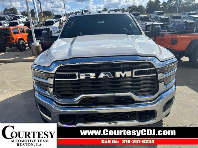 2026 RAM Ram 4500 Chassis Cab RAM 4500 TRADESMAN CHASSIS CREW CAB 4X4 84 CA