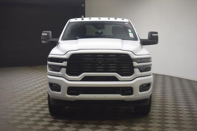 2026 RAM Ram 3500 RAM 3500 BIG HORN CREW CAB 4X4 8 BOX