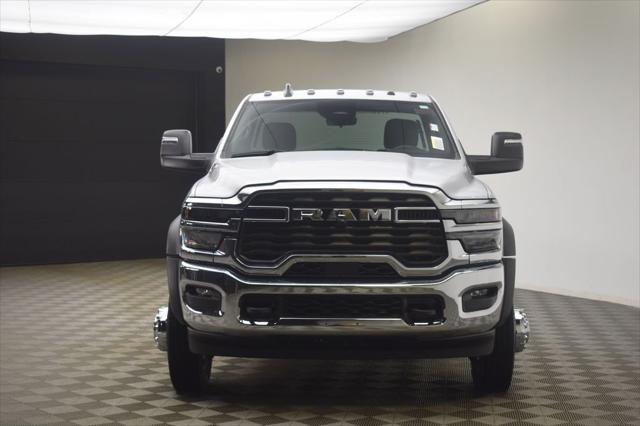 2026 RAM Ram 5500 Chassis Cab RAM 5500 TRADESMAN CHASSIS REGULAR CAB 4X4 84 CA 2026 RAM Ram 5500 Chassis Cab RAM 5500 TRADESMAN CHASSIS REGULAR CAB 4X4 84 CA