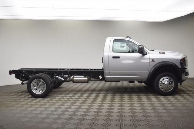 2026 RAM Ram 5500 Chassis Cab RAM 5500 TRADESMAN CHASSIS REGULAR CAB 4X4 84 CA 2026 RAM Ram 5500 Chassis Cab RAM 5500 TRADESMAN CHASSIS REGULAR CAB 4X4 84 CA