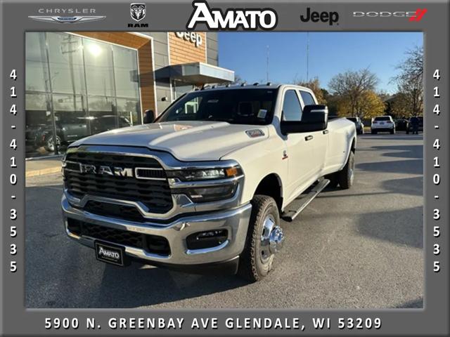 2026 RAM Ram 3500 RAM 3500 TRADESMAN CREW CAB 4X4 8 BOX