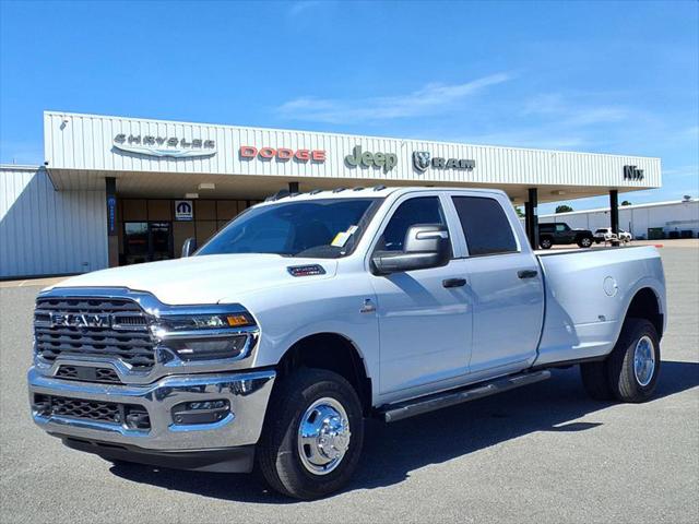 2026 RAM Ram 3500 RAM 3500 TRADESMAN CREW CAB 4X4 8 BOX 2026 RAM Ram 3500 RAM 3500 TRADESMAN CREW CAB 4X4 8 BOX