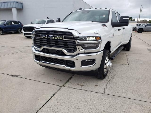 2025 RAM 3500 Tradesman Crew Cab 4x4 8 Box 2025 RAM 3500 Tradesman Crew Cab 4x4 8 Box