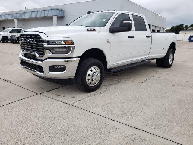 2025 RAM 3500 Tradesman Crew Cab 4x4 8 Box 2025 RAM 3500 Tradesman Crew Cab 4x4 8 Box