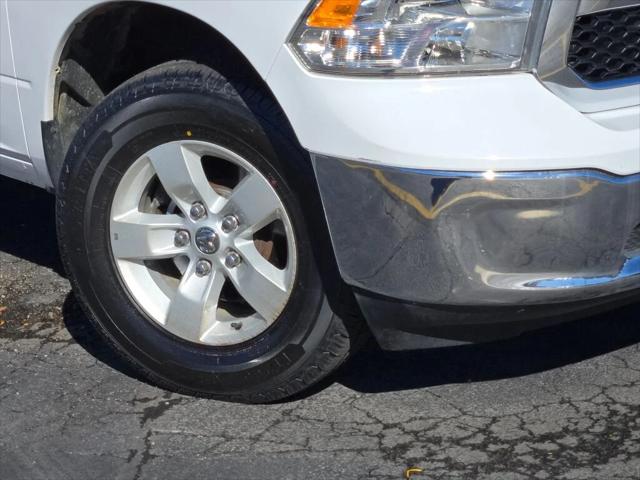 2023 RAM 1500 Classic SLT Crew Cab 4x4 57 Box 2023 RAM 1500 Classic SLT Crew Cab 4x4 57 Box