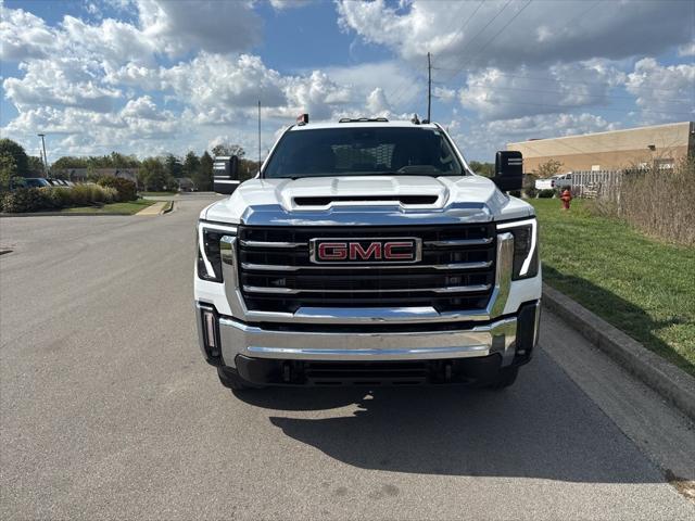 2024 GMC Sierra 3500HD Chassis SLE