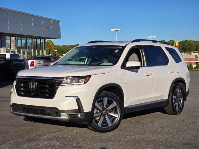 2023 Honda Pilot 2WD Touring