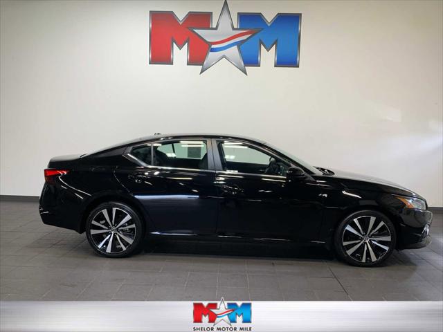 2022 Nissan Altima SR Intelligent AWD