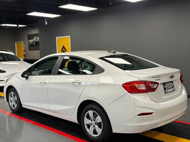 2018 Chevrolet Cruze LS Auto