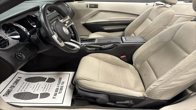 2010 Ford Mustang V6