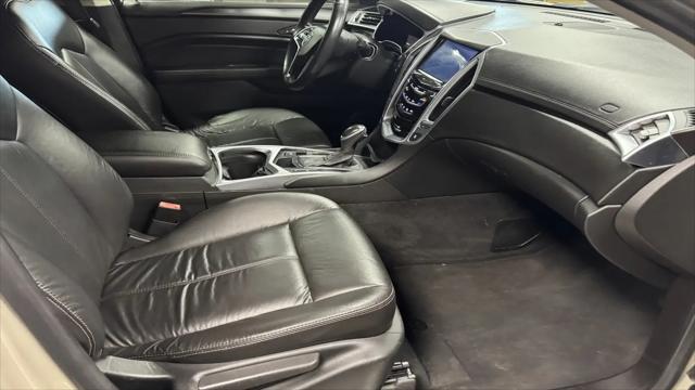 2015 Cadillac SRX Standard