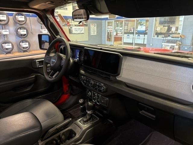 2024 Jeep Gladiator Sport S