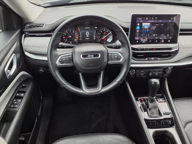 2022 Jeep Compass Latitude Lux 4x4 2022 Jeep Compass Latitude Lux 4x4