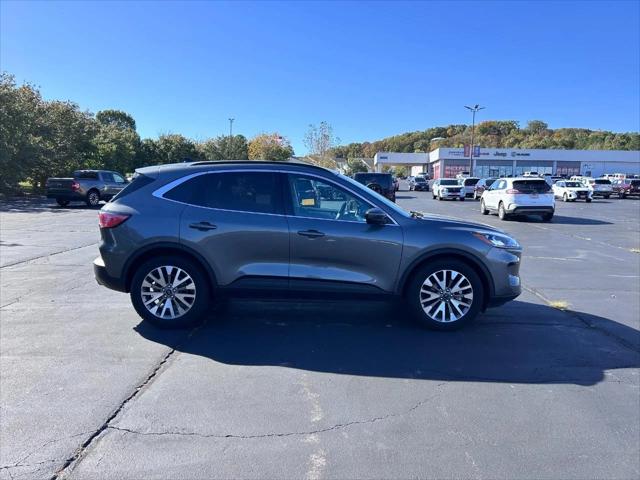 2022 Ford Escape Titanium Hybrid 2022 Ford Escape Titanium Hybrid