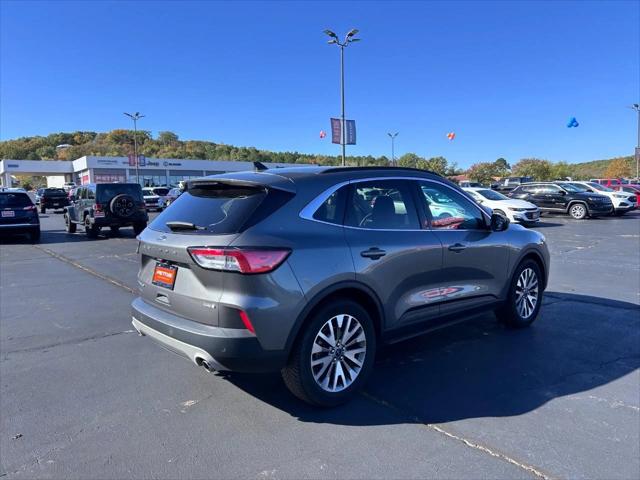 2022 Ford Escape Titanium Hybrid 2022 Ford Escape Titanium Hybrid