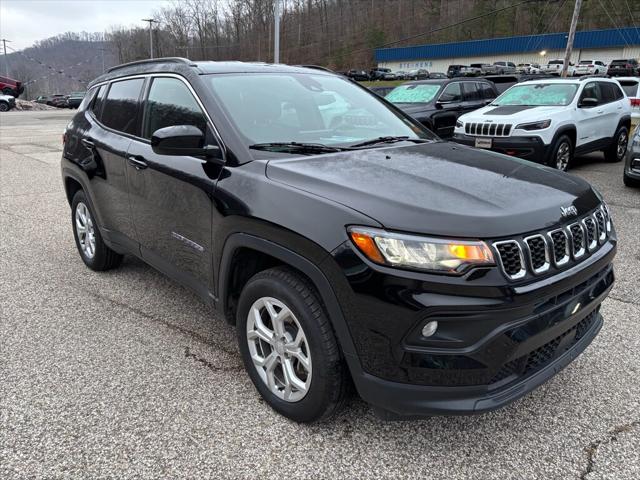 2024 Jeep Compass Latitude 4x4 2024 Jeep Compass Latitude 4x4