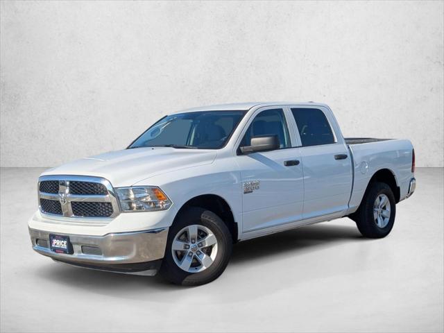 2022 RAM 1500 Classic SLT Crew Cab 4x2 57 Box