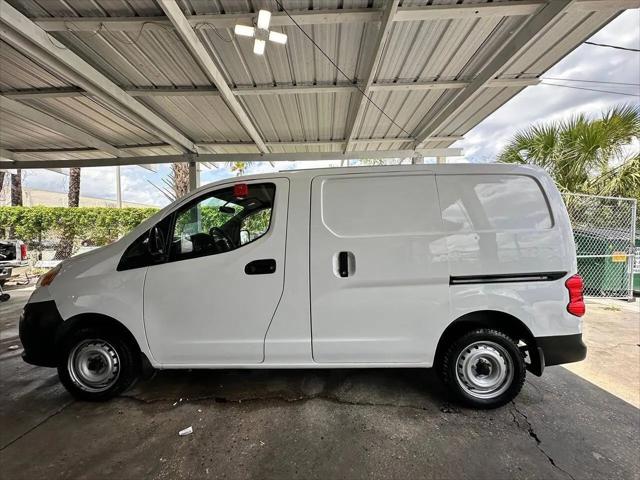 2017 Nissan NV200 S