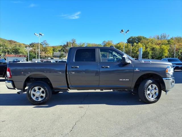 2023 RAM 2500 Big Horn Crew Cab 4x4 64 Box 2023 RAM 2500 Big Horn Crew Cab 4x4 64 Box
