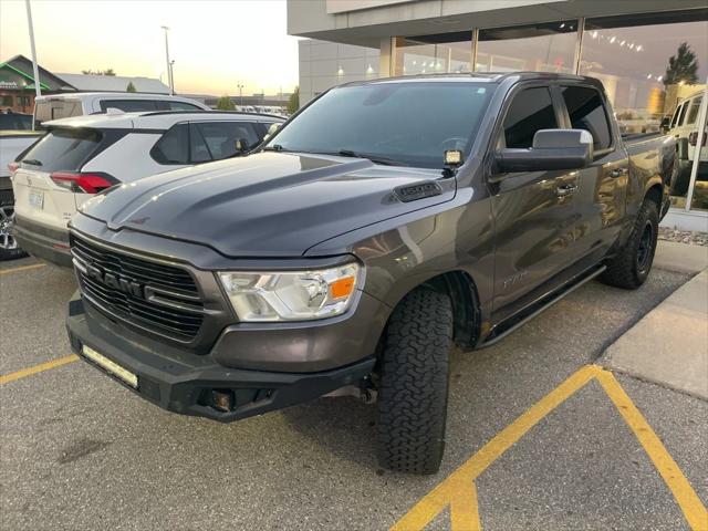 2020 RAM 1500 Big Horn Crew Cab 4x4 57 Box
