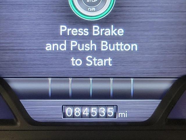 2019 RAM 1500 Laramie Crew Cab 4x4 57 Box 2019 RAM 1500 Laramie Crew Cab 4x4 57 Box