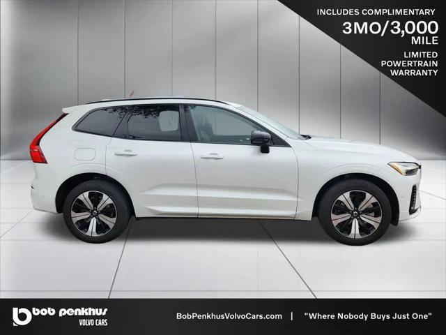 2023 Volvo XC60 Recharge T8 Plus Dark Theme