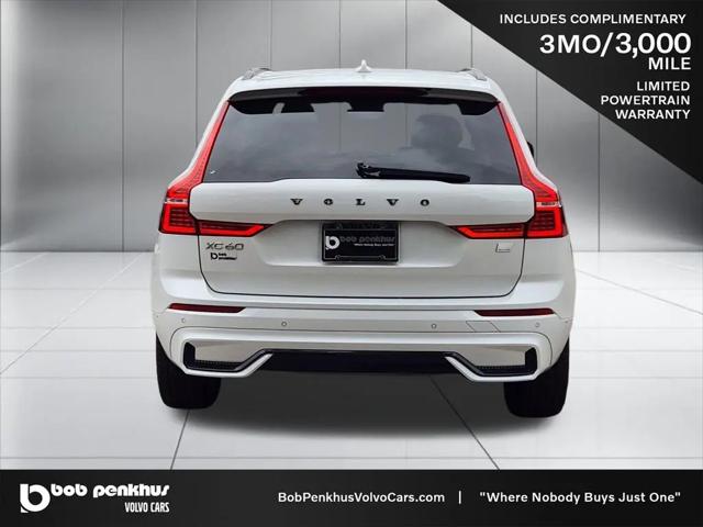 2023 Volvo XC60 Recharge T8 Plus Dark Theme